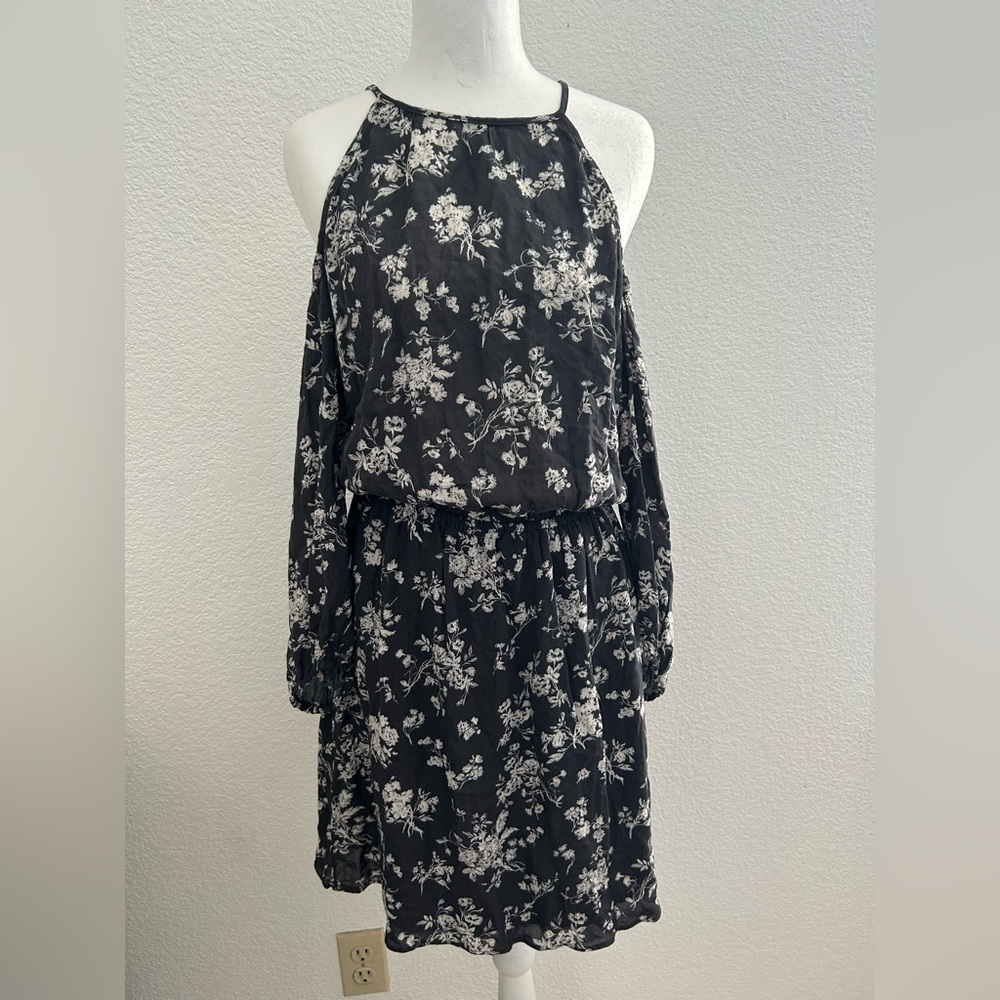 American Eagle Outfitters Black and White Floral Dress